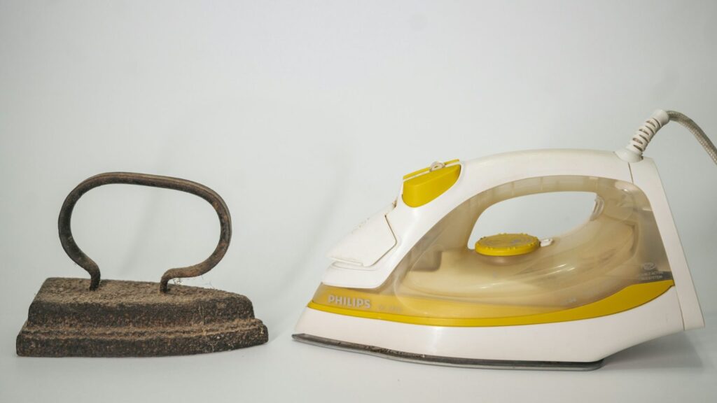 Iron repair at the elMeistrai service point in the "Arena" shopping centre in Šiauliai