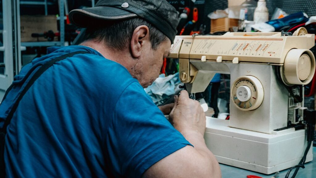 Cleaning the needle and hook area of a sewing machine